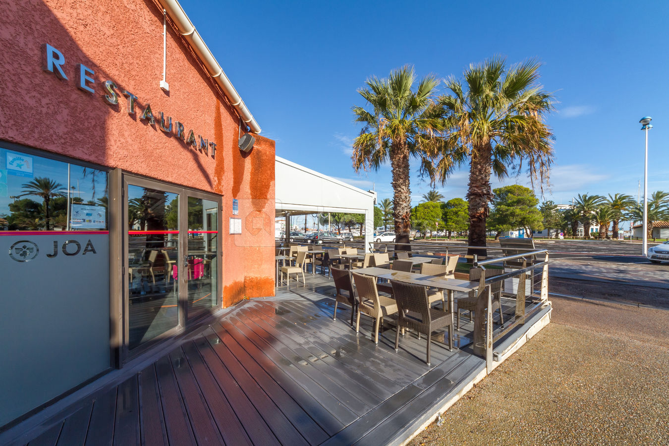 découvrez le casino joa saint-cyprien : explorez les jeux proposés, consultez les horaires d'ouverture et lisez les avis des visiteurs pour une expérience inoubliable.