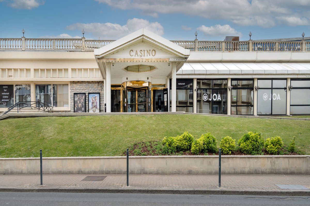 découvrez toutes les informations essentielles sur le casino du tréport : horaires d’ouverture, jeux proposés, services, et actualités pour organiser au mieux votre visite.