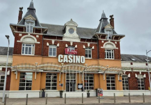 découvrez les meilleurs jeux de casino à amiens pour une expérience divertissante et pleine de chances. jouez aux machines à sous, au blackjack, à la roulette, et bien plus encore dans les établissements locaux.