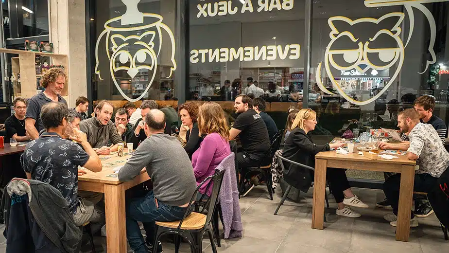 découvrez les meilleurs bars à jeux de toulouse pour une soirée conviviale entre amis, avec un large choix de jeux de société et une ambiance chaleureuse.