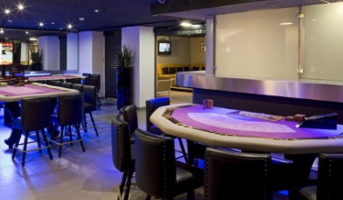 découvrez le casino barrière sainte-maxime : jeux, animations et restauration dans un cadre élégant en bord de mer.