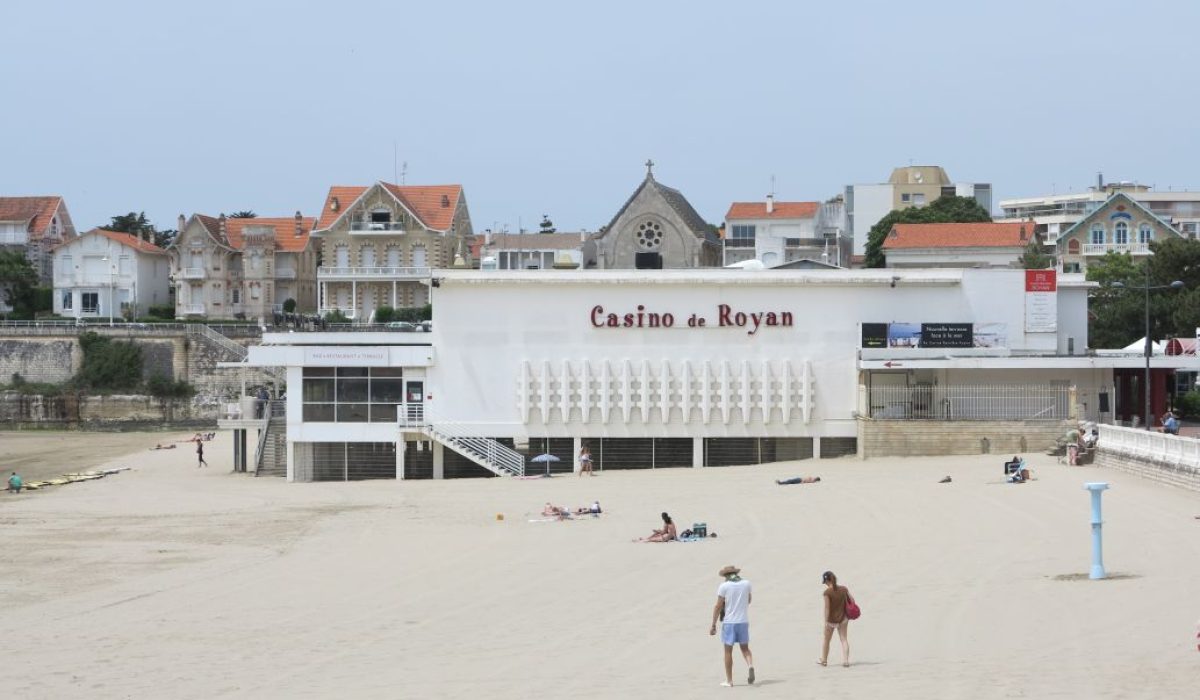 découvrez toutes les infos clés sur le casino de bayonne : horaires, jeux disponibles, services proposés et actualités pour profiter pleinement de votre visite.